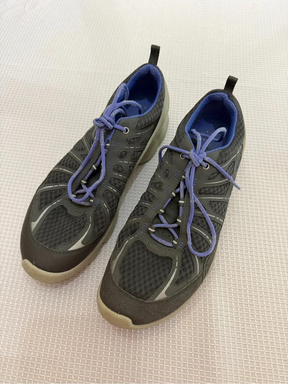 Ecco Biom Train Women’s Gray Sneakers Size US 10/10.5 | 41 Running Shoes Lace Up